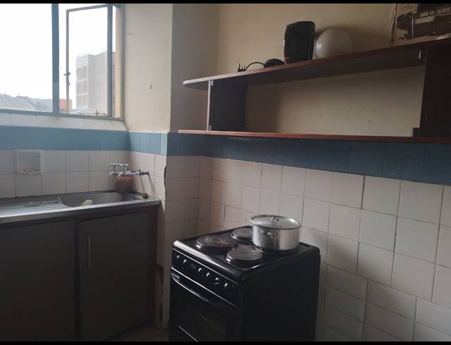 2.5 BEDROOM FLAT FOR SALE IN DURBAN CENTRAL